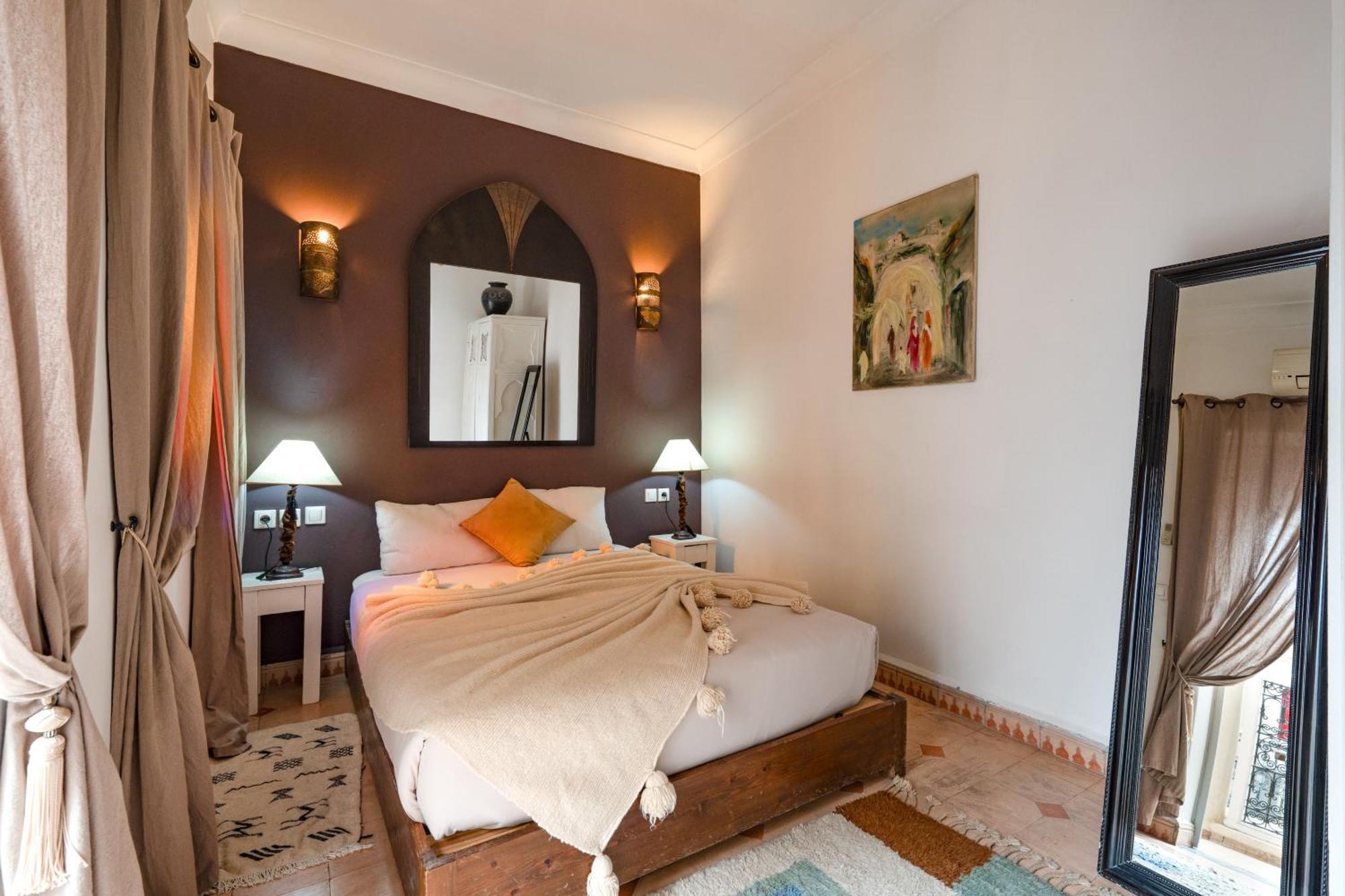 Riad Awinati Location Privatisee ,Piscine Chauffee , Beau Rooftop Marrakesh Exterior photo